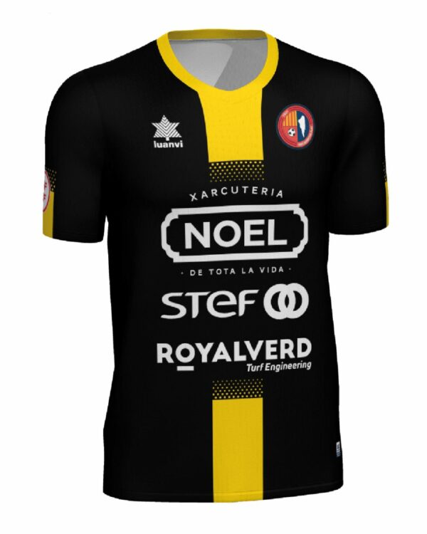 tercera equipació davant